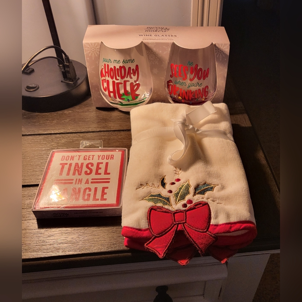NWT christmas bundle wine glasses,coasters, hand towels